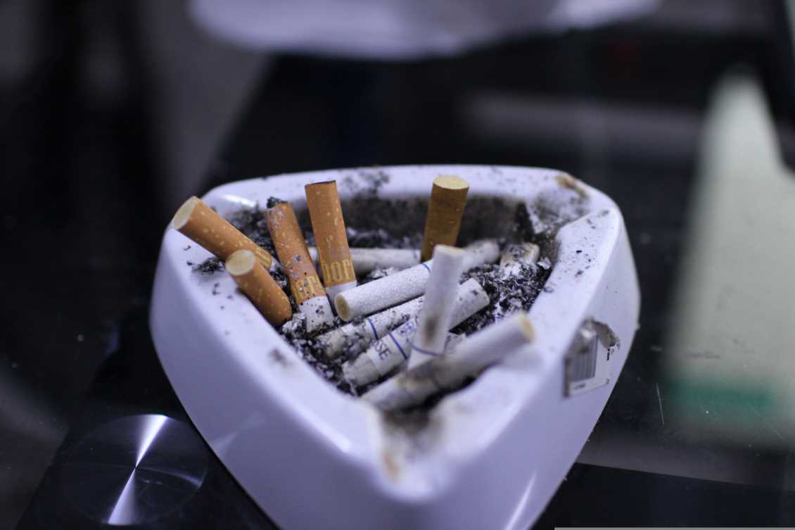 二手烟环境下如何自保？鸿冠分享小知识